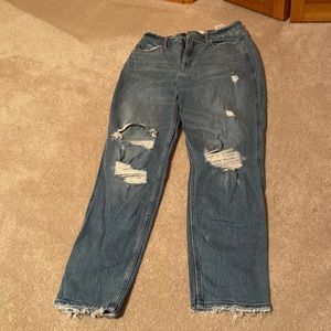 Hollister Curvy High Rise Mom Jeans